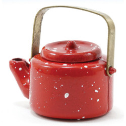 SMALL RED KETTLE