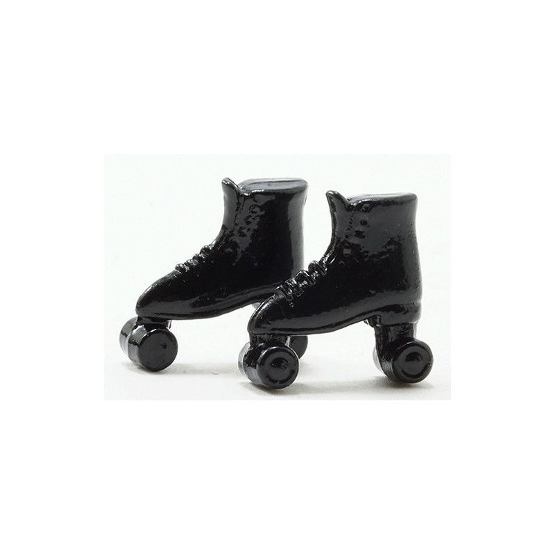 ROLLER SKATES, WHITE   (028)