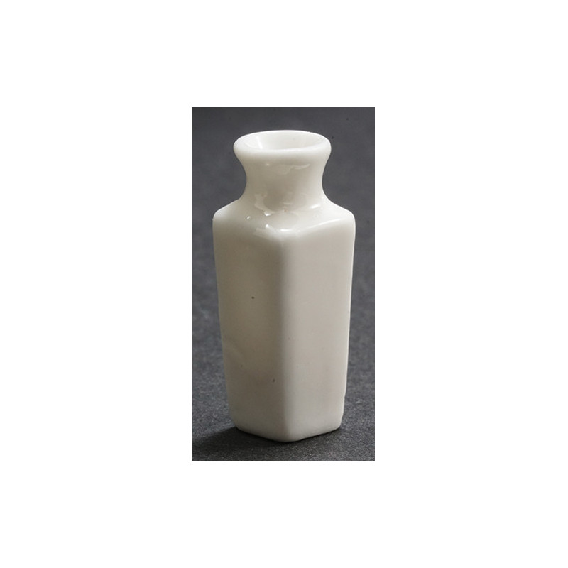 WHITE SQUARE VASE