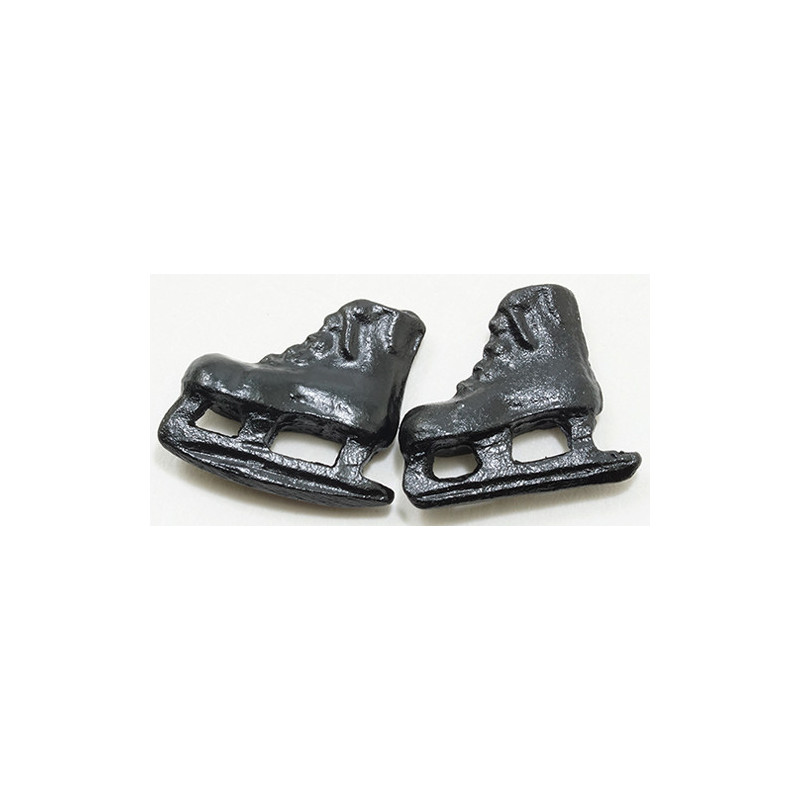 ICE SKATES