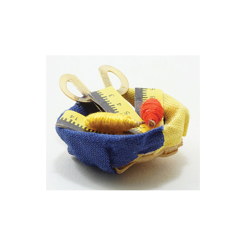 BASKET W/THREAD, SCISSORS