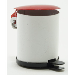 GARBAGE CAN W/LID