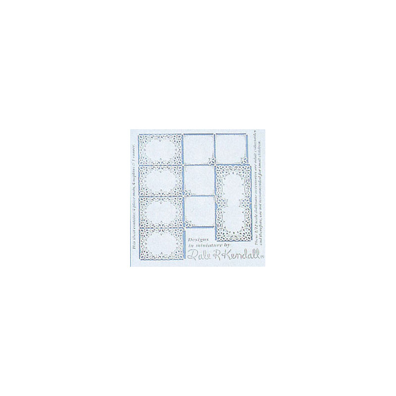 PLACEMATS, NAPKINS & RUNNER