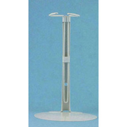 DOLL STAND 12 TO 2O IN