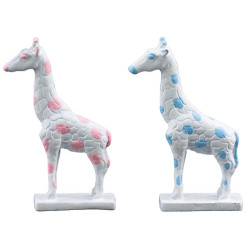 GIRAFFE STATUE Assorted Colors