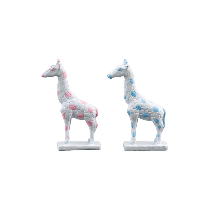 GIRAFFE STATUE Assorted Colors