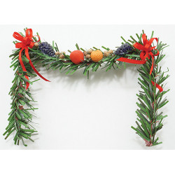 Della Robbia Fireplace Garland