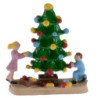 CHRISTMAS TREE W/CHILDREN