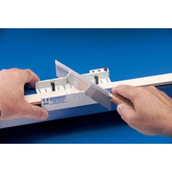 Easy Miter Box Deluxe