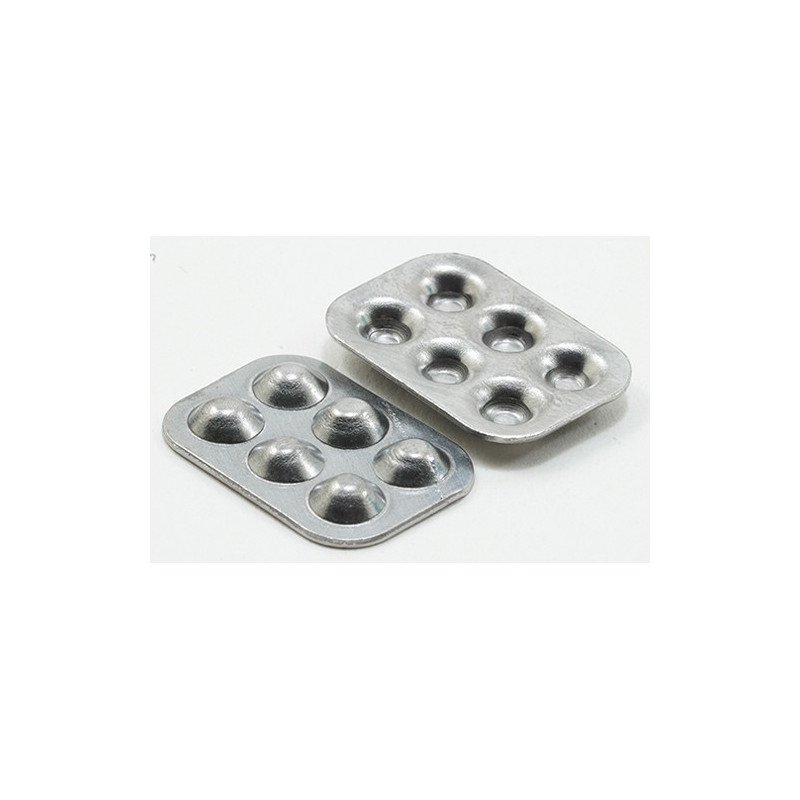 2 Aluminum Muffin Pans