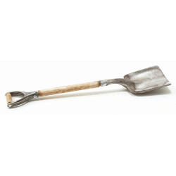 Shovel Square, Antique