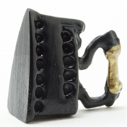 Flat Iron  Black    