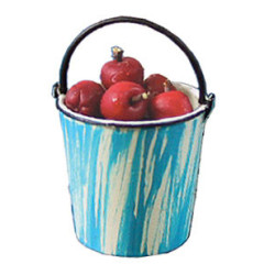 APPLES IN FLOW BLUE PAIL