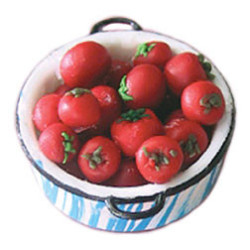 TOMATOES IN PAN