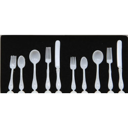 WHITE FLATWARE, 10 PIECES