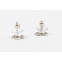 SALT & PEPPER SHAKERS