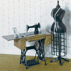 SEWING MACHINE KIT