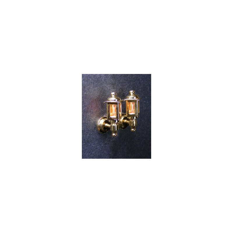 BRASS COLONIAL COACH LAMP 1/2 SCALE