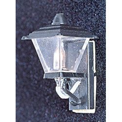 &MH628: BLACK COACH LAMP