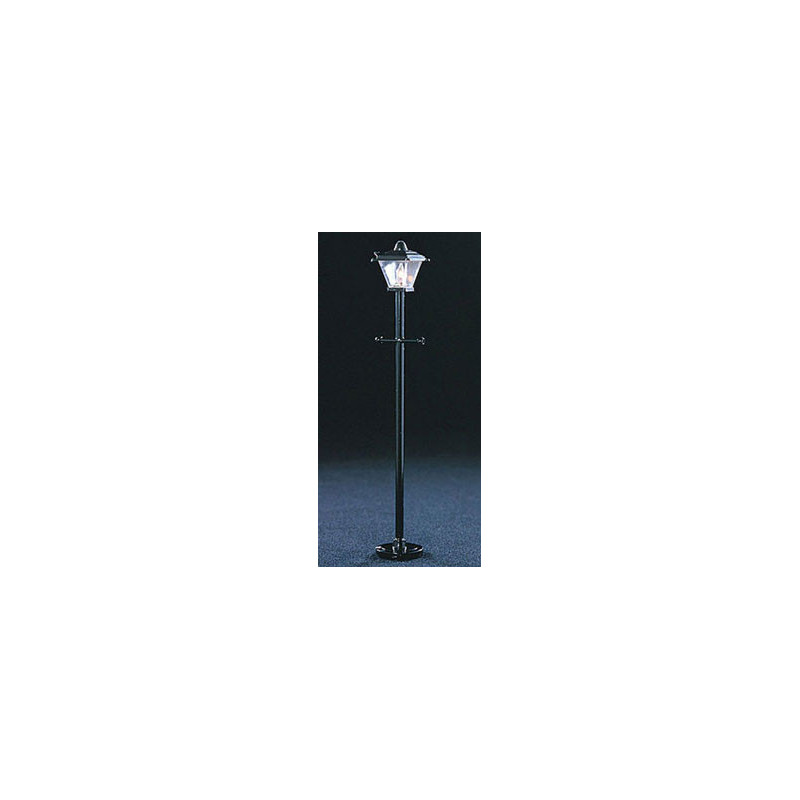 &MH706: BLACK POST LAMP