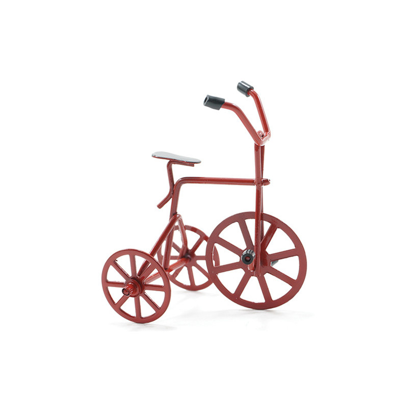 RED TRICYCLE