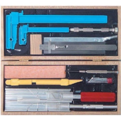 DOLLHOUSE TOOL SET