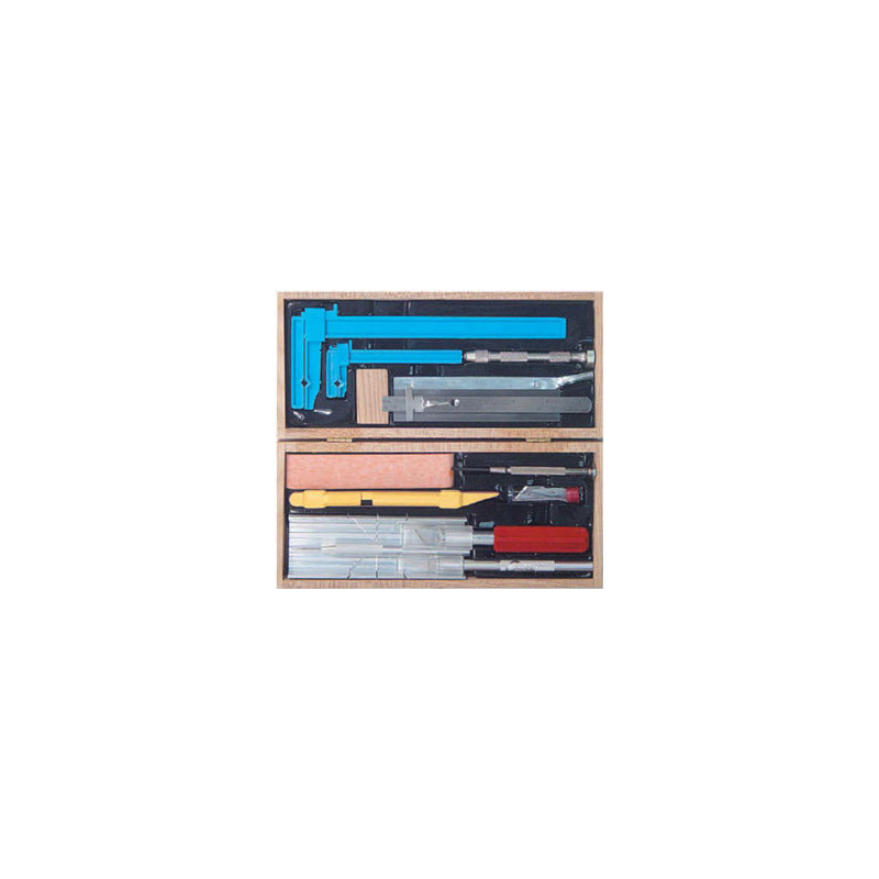 DOLLHOUSE TOOL SET
