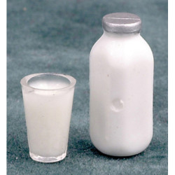 QUART OF MILK W/GLASS OF MILK