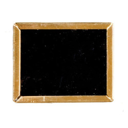 SHADOW BOX